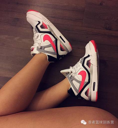 看多了细腿AJgirl，其实这样丰乳肥臀的AJ人妻最为致命