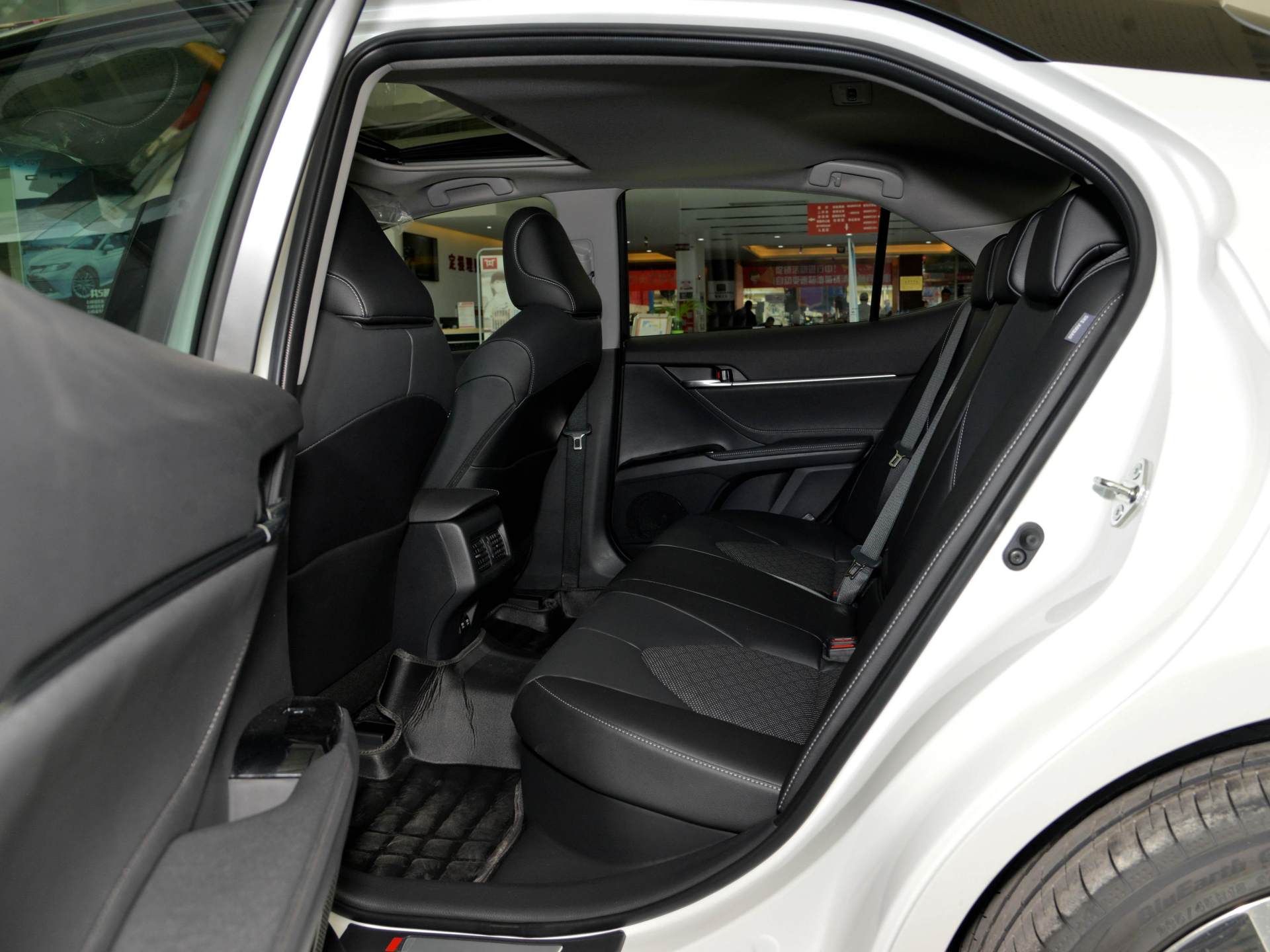 实测油耗五升左右的车,实测油耗百公里