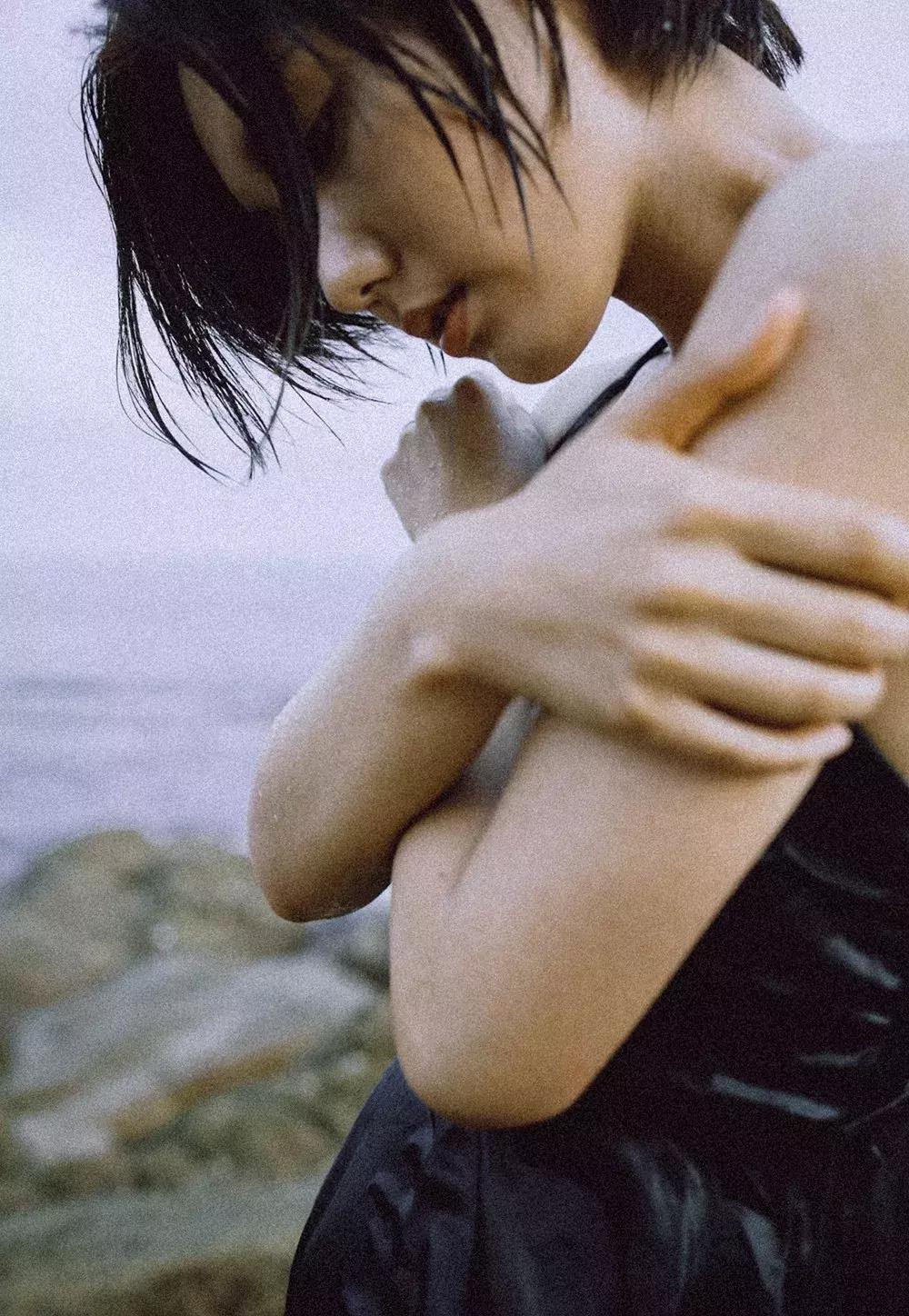 建筑人像构图技巧,单反人像构图拍照技巧