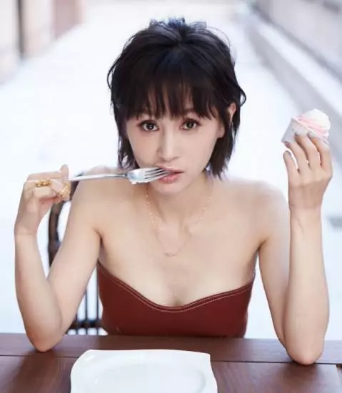 明星娱乐第一现场王菲谢霆锋,明星娱乐第一现场王菲