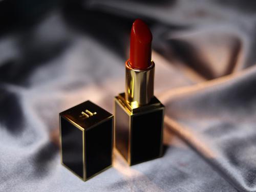 tf口红什么档次的好,tf03nubile口红试色