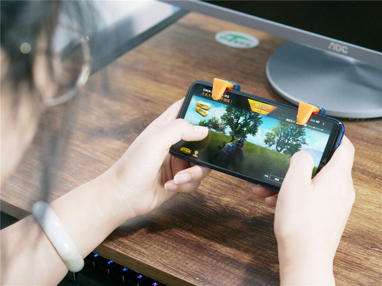 开黑吃鸡神器北通j1上手体验,北通j1手游按键怎么用