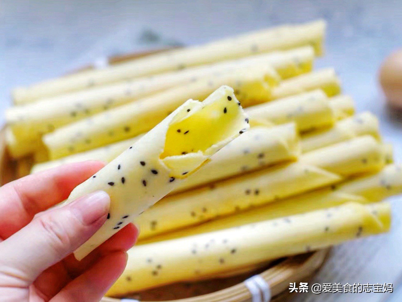 蛋卷速成简单易学快来试试吧,想吃炸蛋怎么办