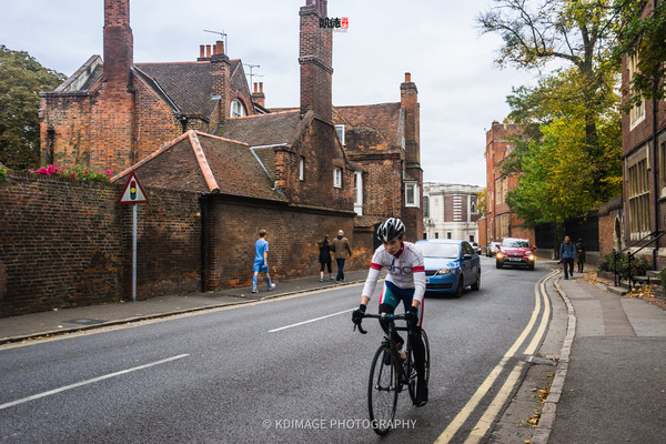 伊顿公学和霍格沃茨哪个好,英国贵族伊顿公学