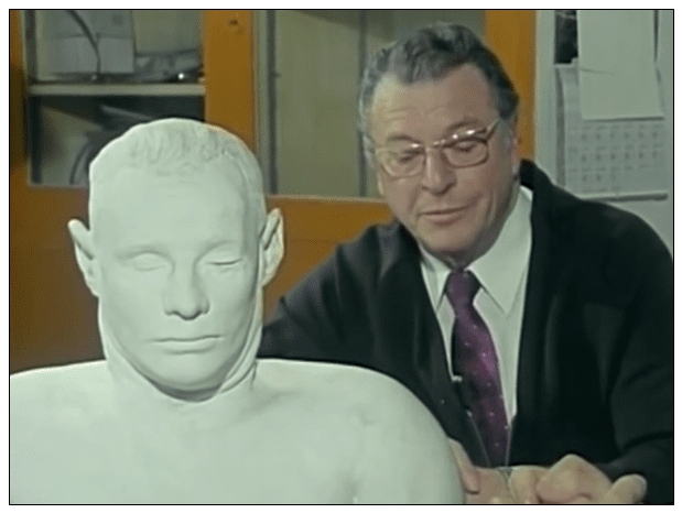 澳大利亚1948年未解悬案,西装男离奇躺在沙滩上,可疑护士被吓晕