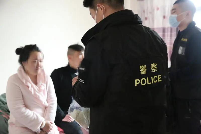 女子以代购防疫物资为名诈骗百万元潜逃,被捕时自称“逃难”