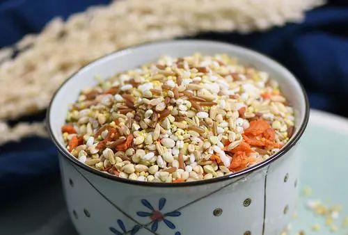 地理志｜*藏西**青稞——高原田野上的唯一主角，营养成分高乎想象？