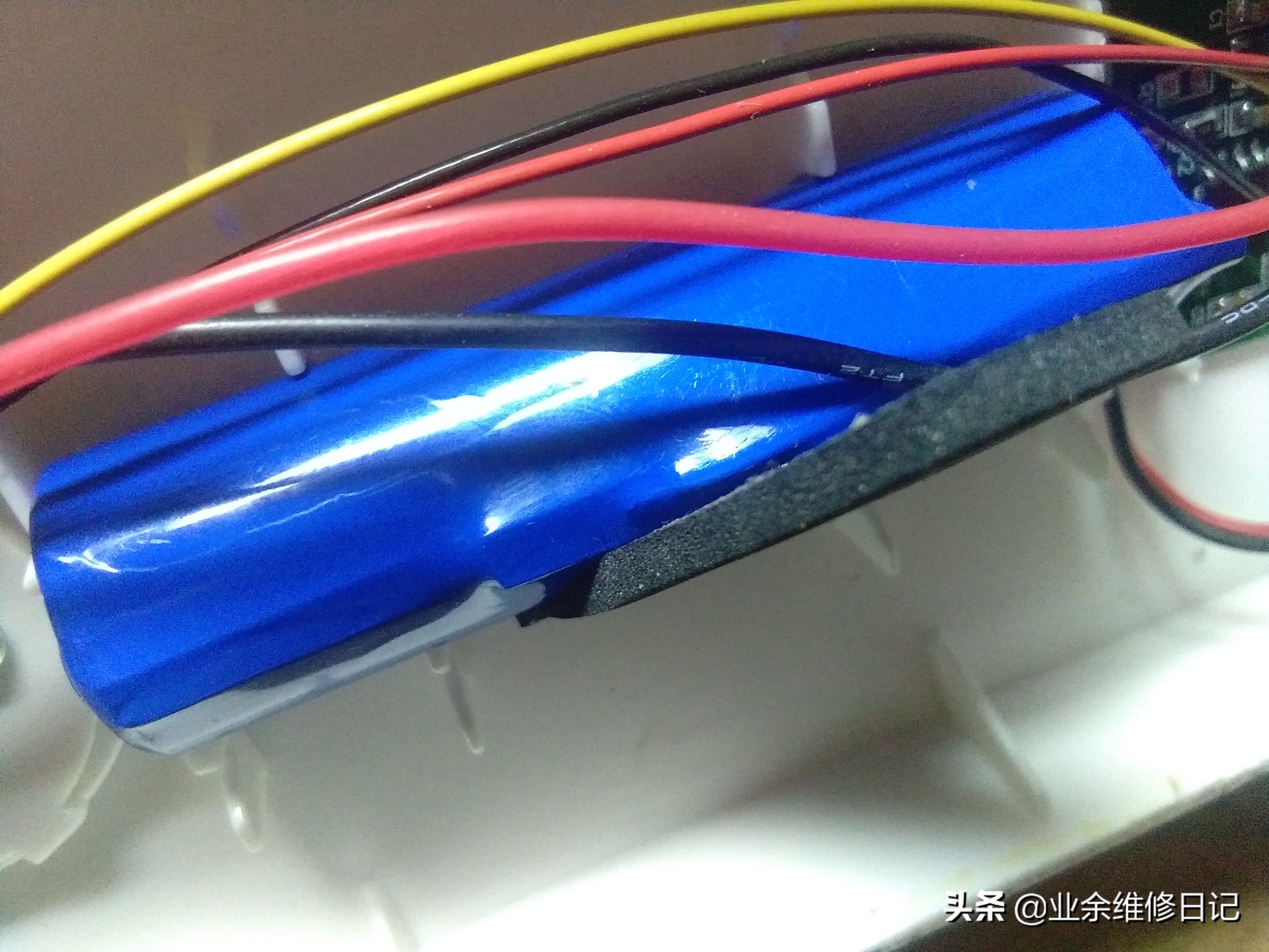 led台灯充电接口坏了怎么修,充电led台灯维修视频教程