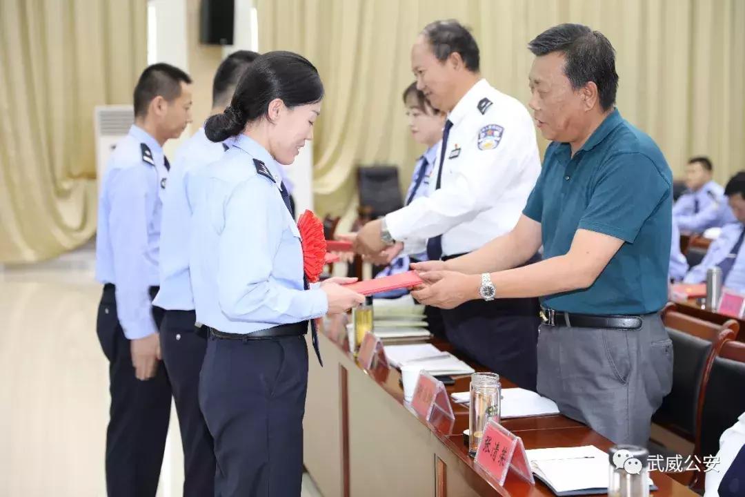 一场震撼心灵的洗礼,一场震撼心灵的视频