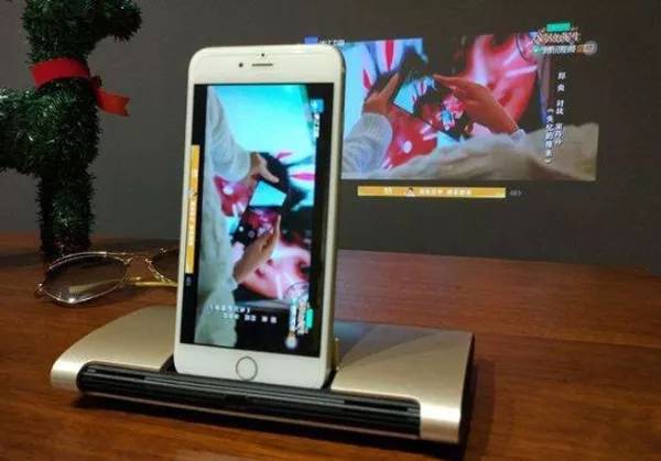 怎么选便宜又好用的投影仪,如何选购500元投影仪呢