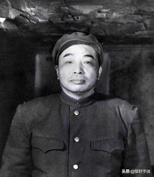 美方跨过了三八线,要不要援朝?总理下令:“立刻把彭老总接来”