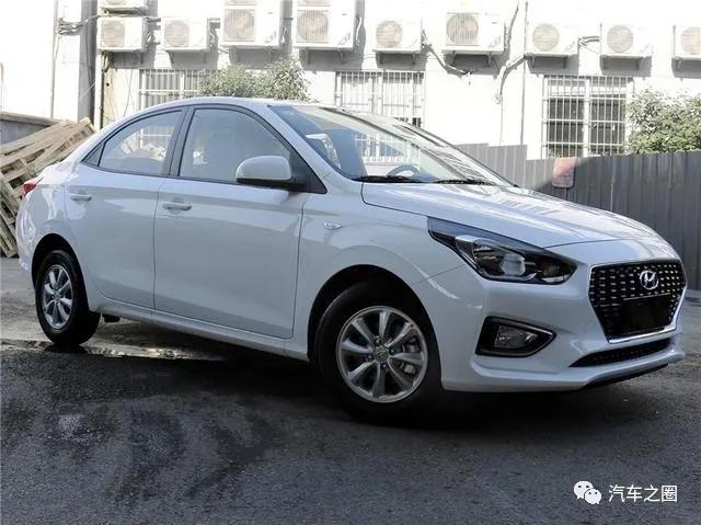 现代瑞纳和飞度哪个值得买,现代瑞纳二手车怎么样值得入手吗