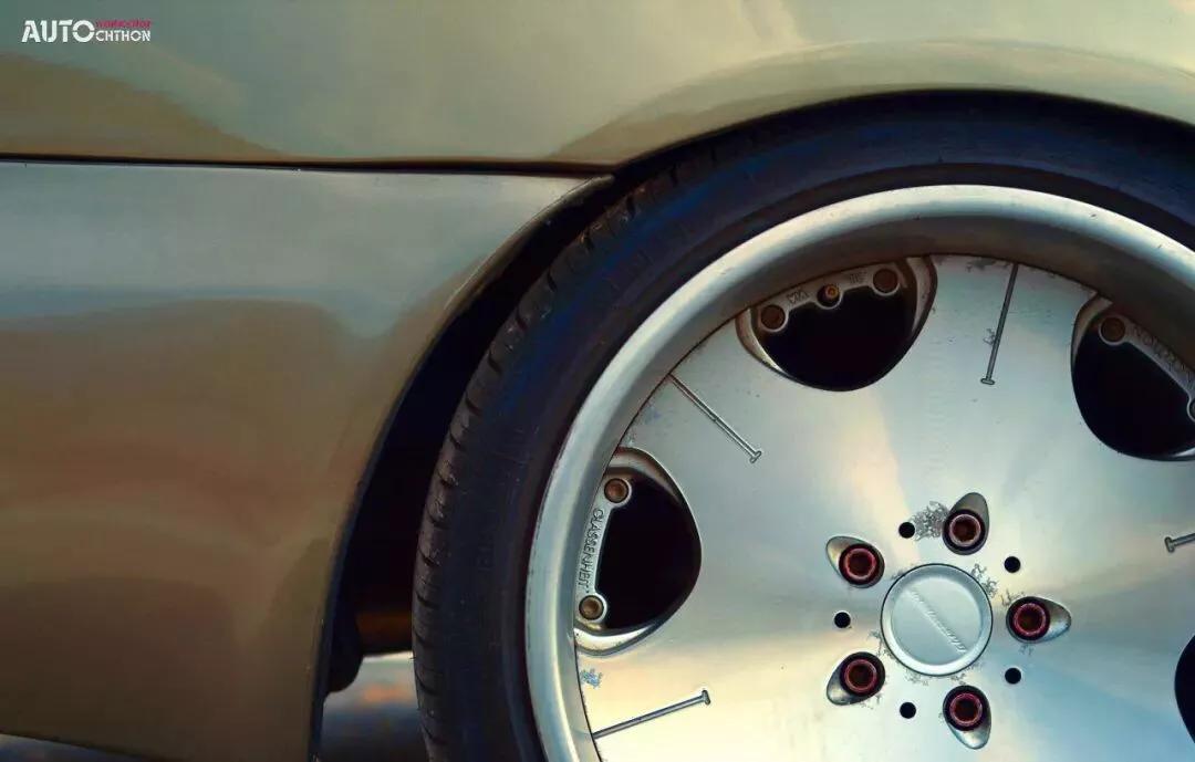 02年日产风度a33价格,02年日产风度a33驾驶体验