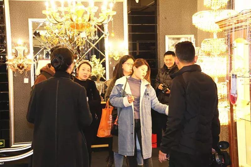 走进亮美嘉，感受光魅力