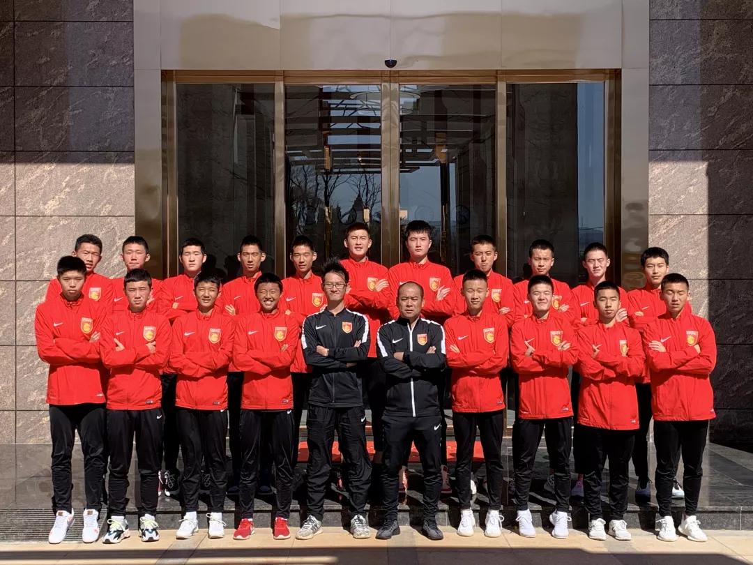 大连人2:0战胜广州城,大连人2比1逆转青岛拉尔森进球