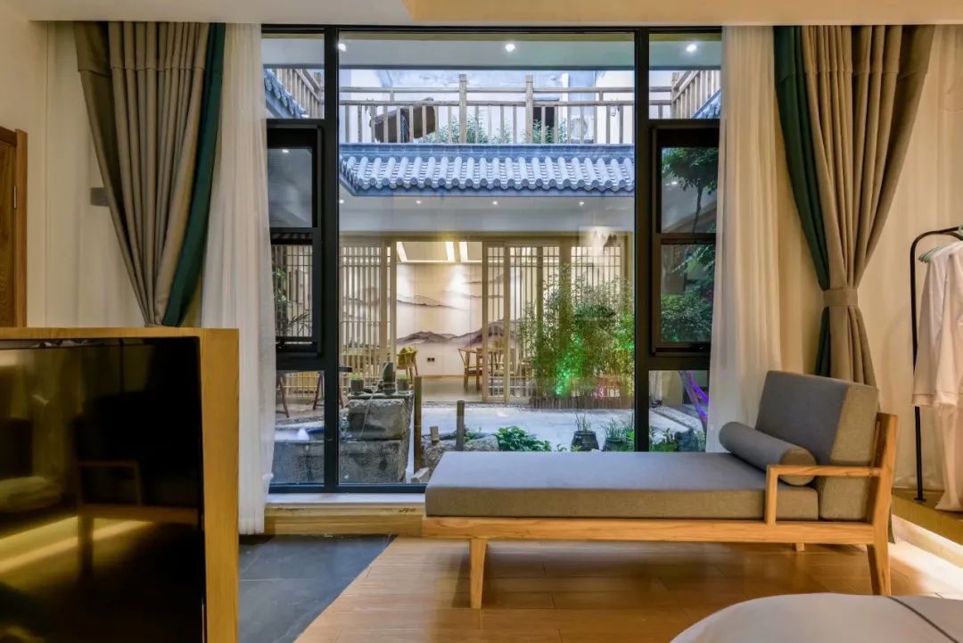 云台山夜经济景观,云台山风景区今日最新视频