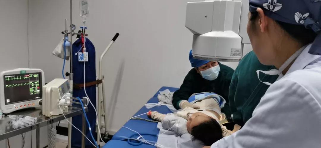 小儿尿道结石如何碎石,小儿尿结石