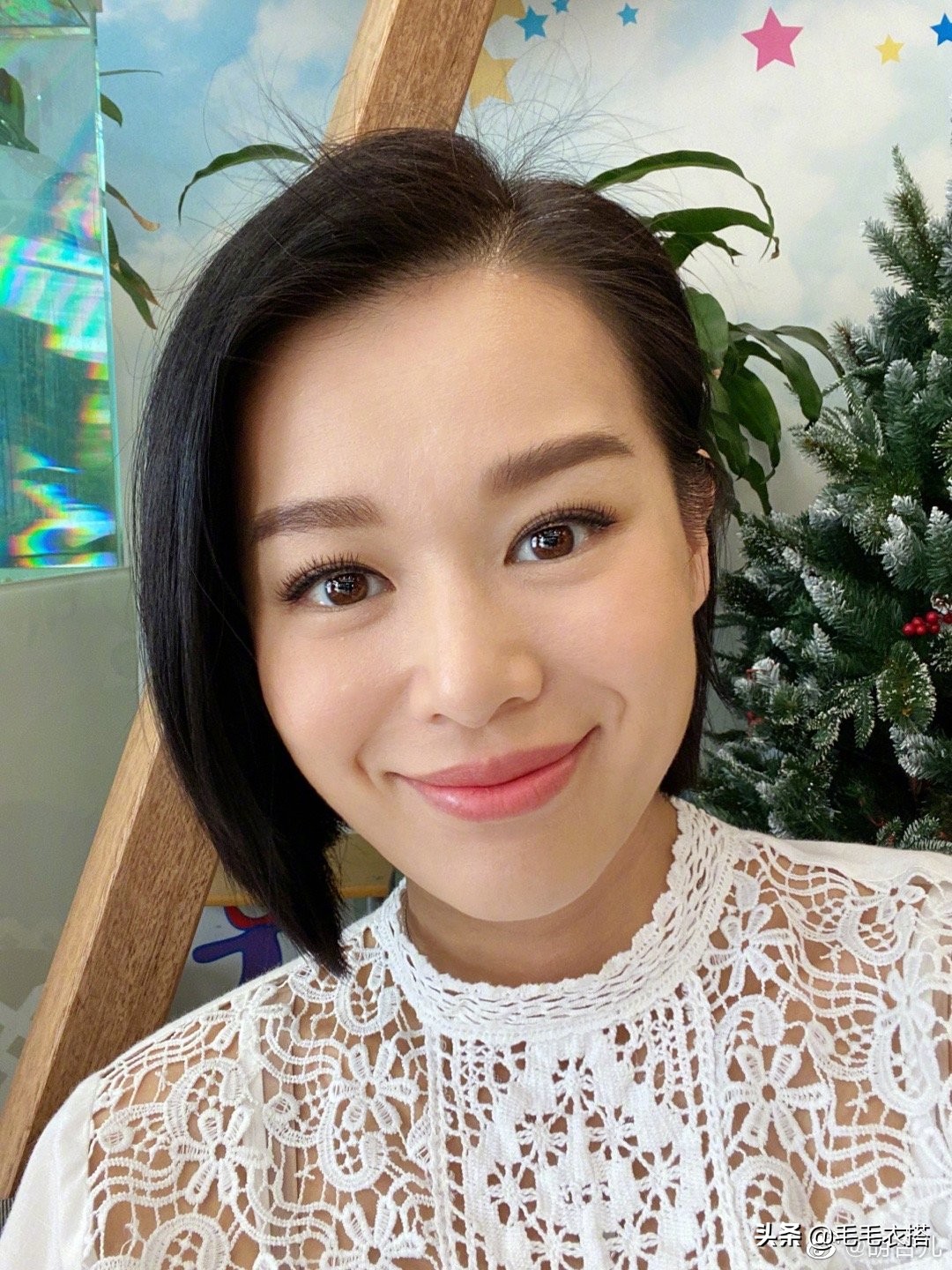 如何养成自然上镜脸,长得土气不上镜