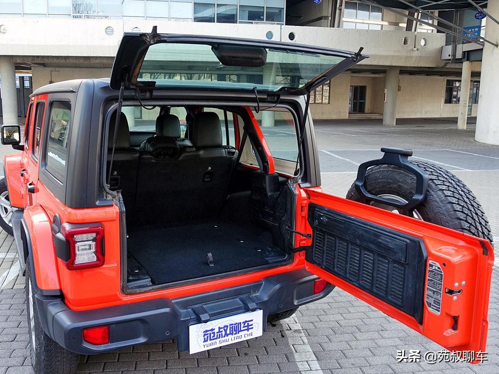 全新jeep牧马人试驾视频,全新换代jeep牧马人角斗士试驾