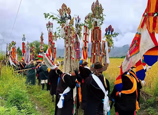藏族的传统节日是什么,藏族回族苗族的传统节日是什么