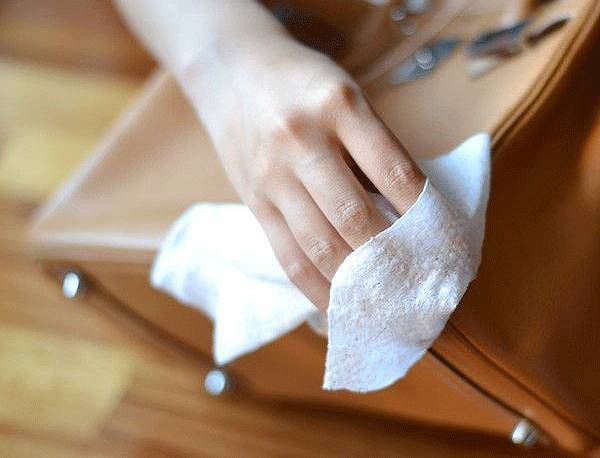 仿品的包包能鉴定出来吗,假的包包鉴定