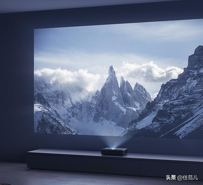 低成本将房间改造成影院,把卧室改造成小影院