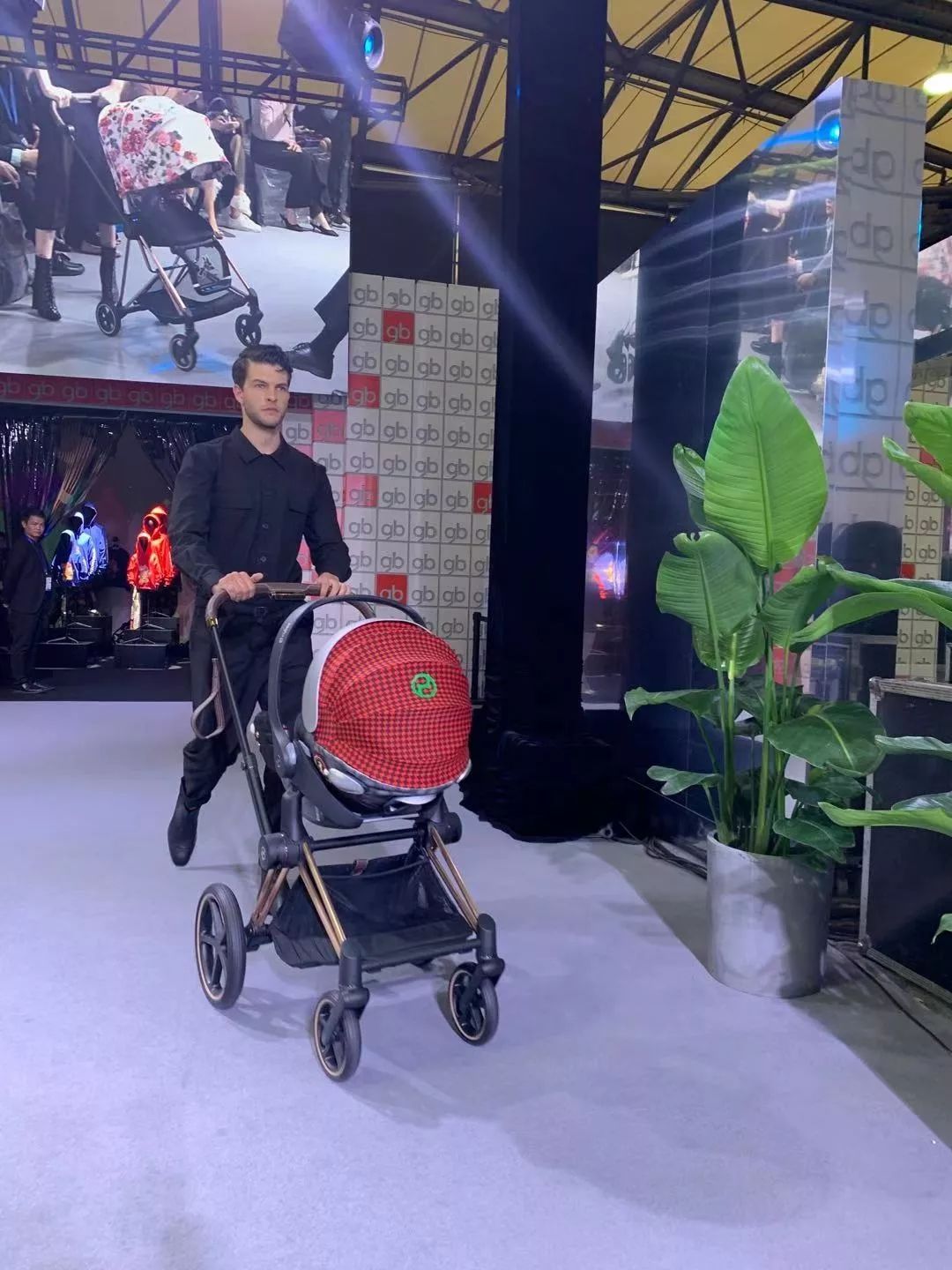 最便宜的育儿单品有哪些,全球最火的母婴展