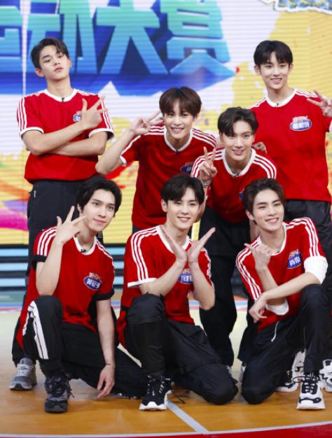 韩国sm家族演唱会fx,fx日本东京演唱会