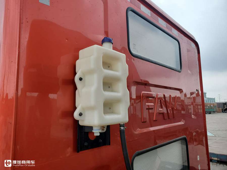 解放jh6怎么区分大小驾驶室,解放jh6国六房车货车用车真实感受