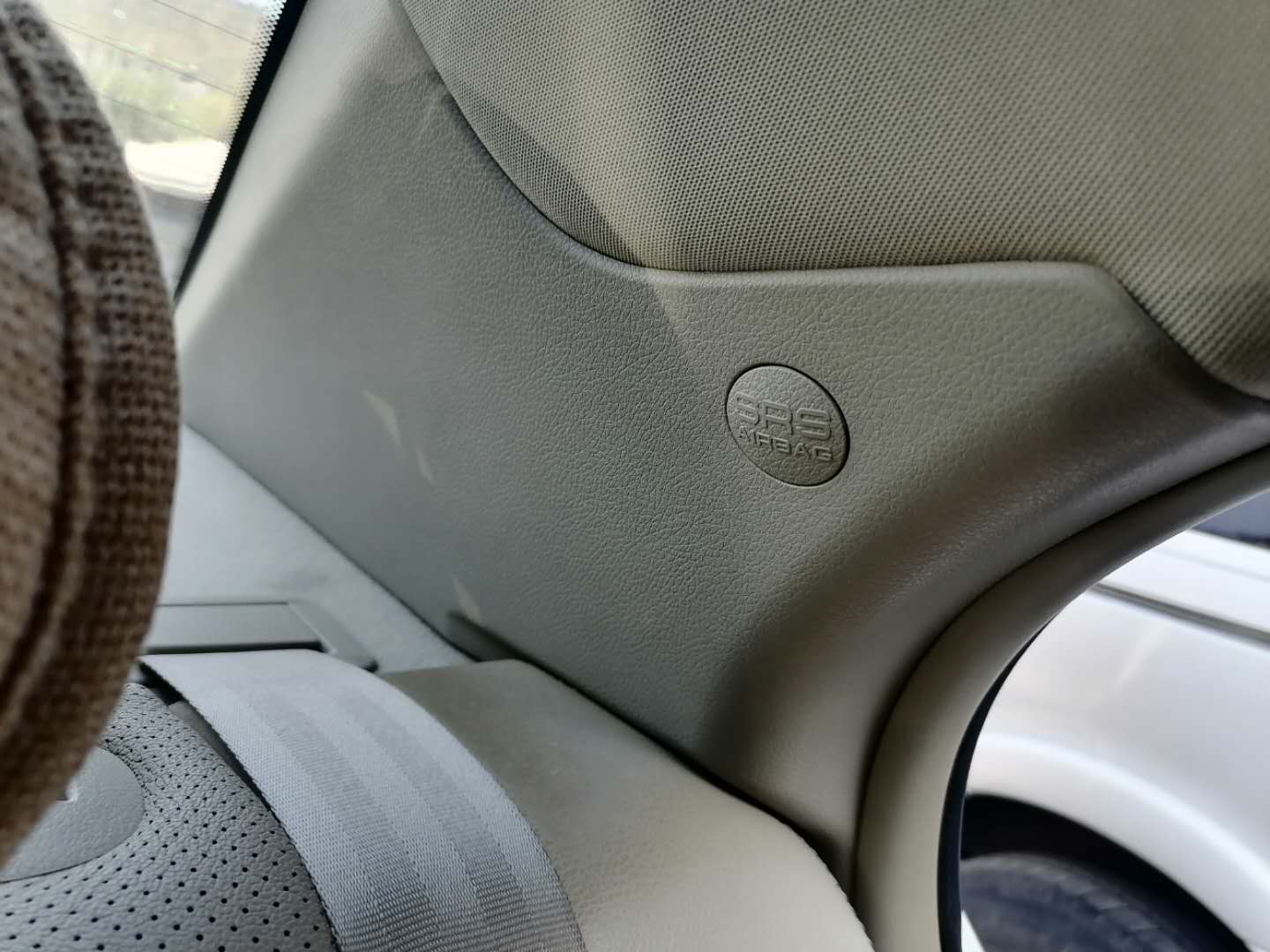 如此高配置的精品二手自动挡，累计三百万销量，人体工程学太奇葩