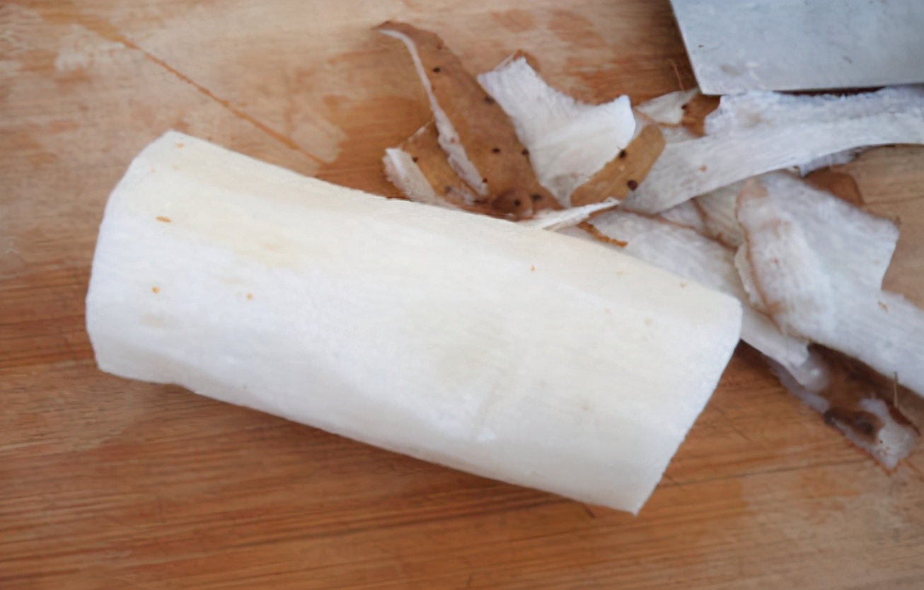 炒山药是用铁棍山药还是普通山药,竹笋炒山药山药和竹笋要不要焯水