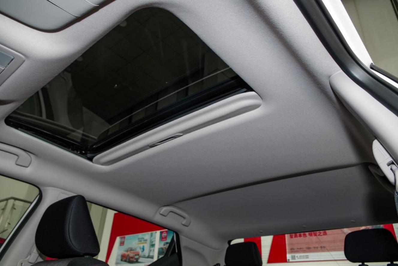 日产蓝鸟炫酷版,日产蓝鸟2021款珠光白1.6lcvt炫酷版