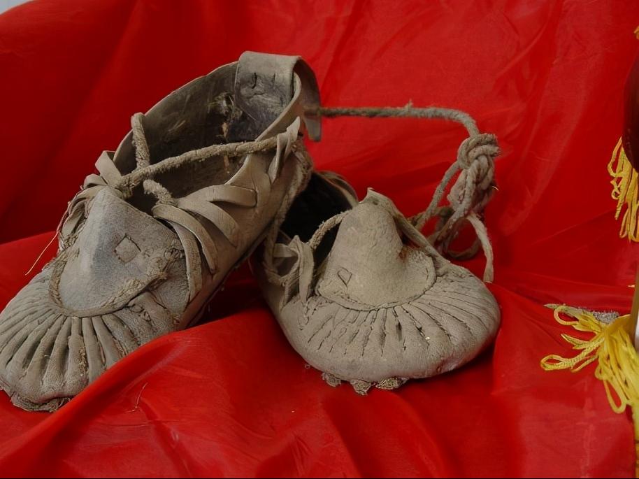 朝鲜巾帼李秋岳,与丈夫相继到中国革命,遭日军枪杀后割头颅示众