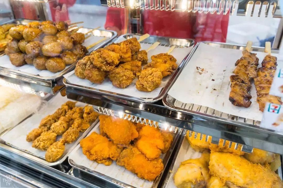 罗森/711两大便利店,谁才是大学生的终极之选?—以武汉财大为例