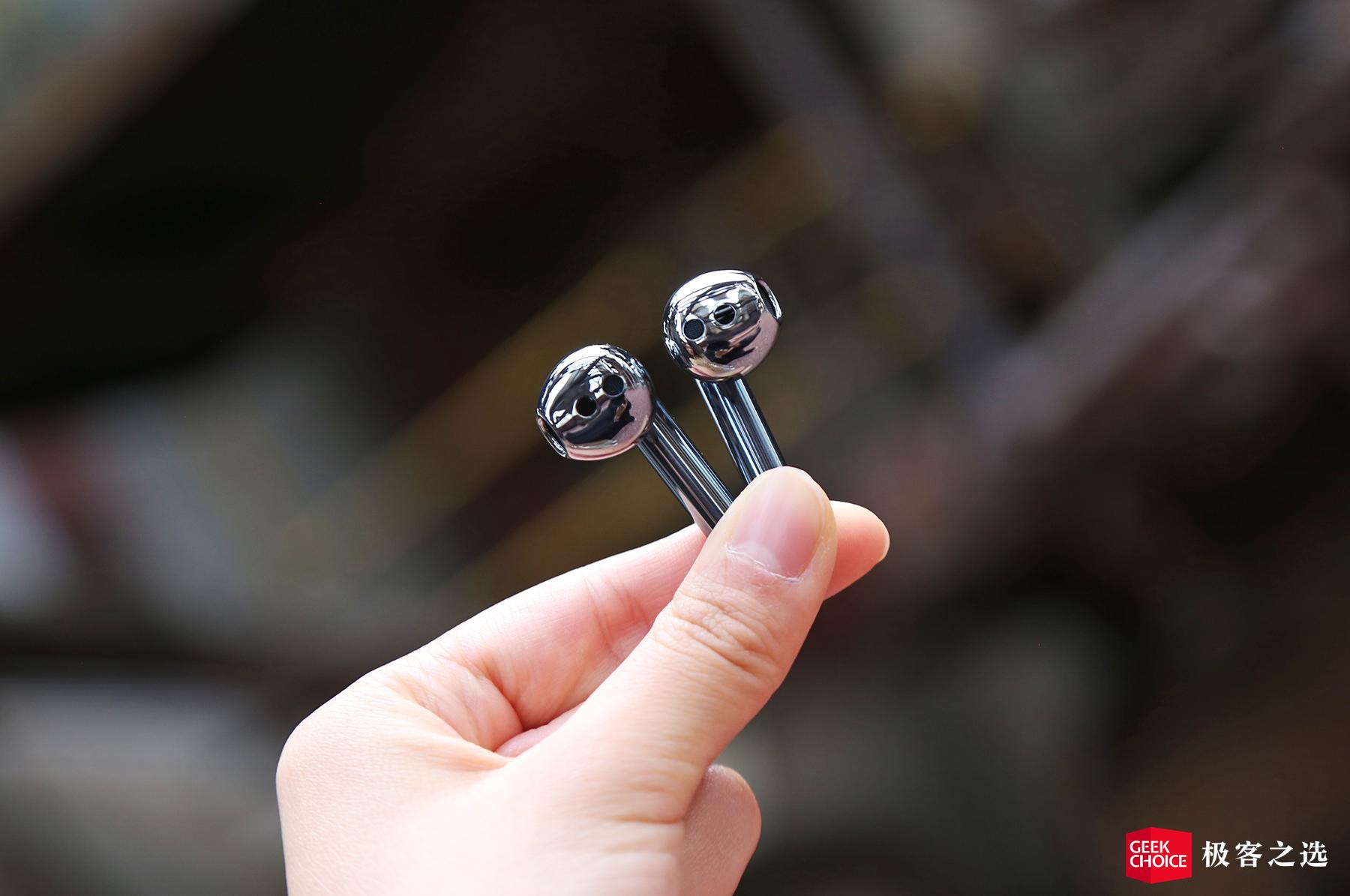 华为口红耳机冰霜银是限量版么,华为口红耳机降噪效果测评