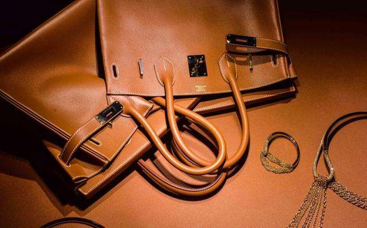 奢侈品二手包包捡漏真假,假的奢侈品拿去二手店卖