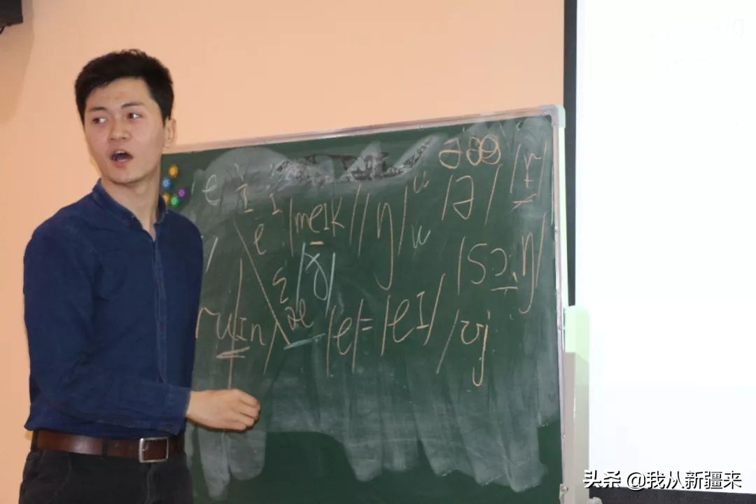 迪力亚尔读音,迪力亚尔歌唱