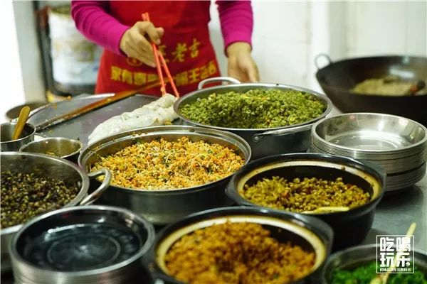 10元吃到饱的串串,10块钱吃到饱