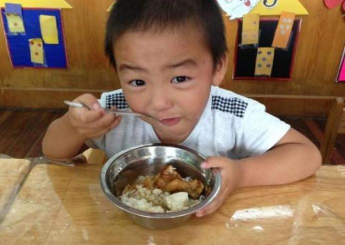 孩子出现这三种表现说明在长高,出现这四种情况说明孩子长高了