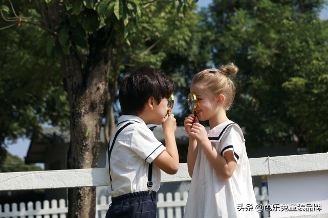 芭乐兔童装这个品牌怎么样,芭乐兔童装和快乐精灵童装