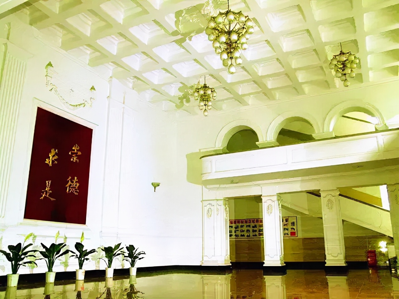 哈尔滨市最美的中学,洗尽铅华芳华依旧