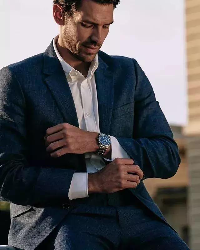 一道划痕需要补吗,一道很深的划痕怎么办