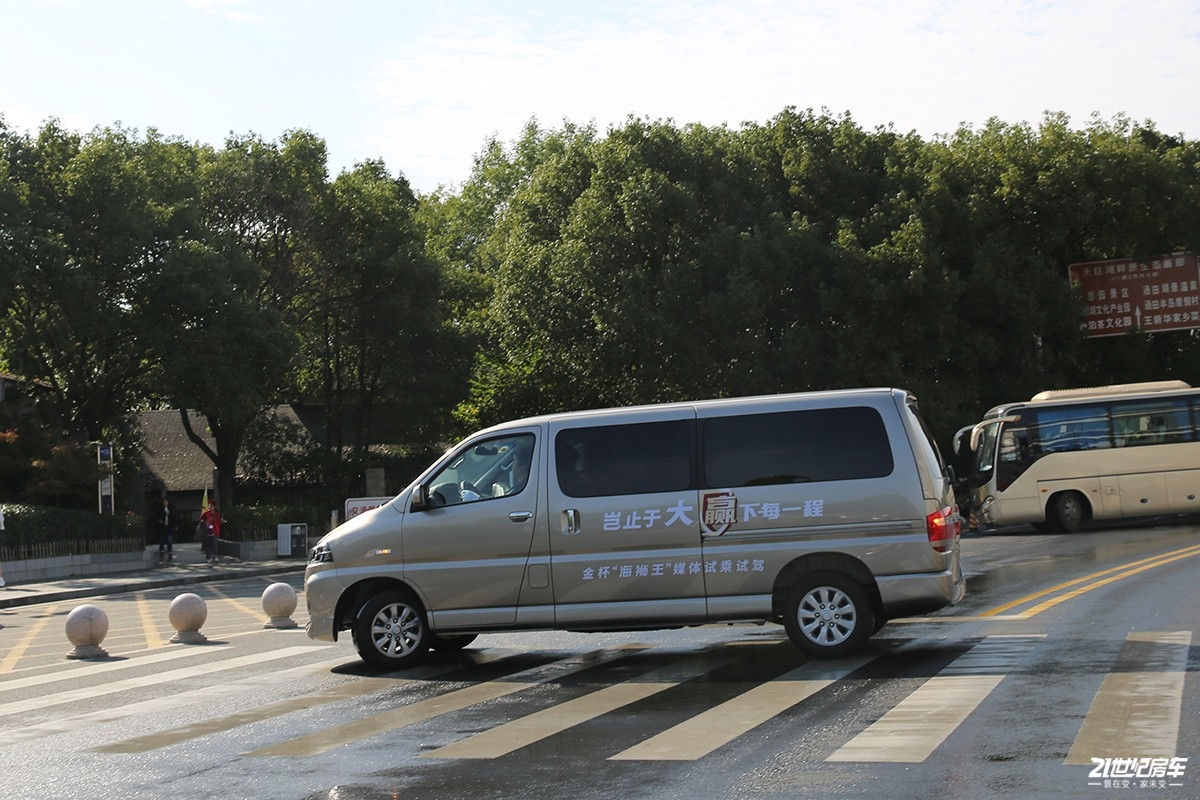 华晨金杯新海狮房车,华晨雷诺金杯海狮王视频