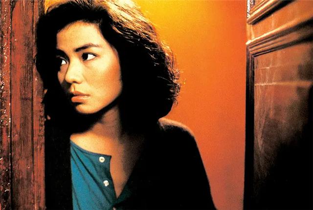 1987年，周润发32岁，钟楚红27岁，拍了一部难以超越的童话爱情