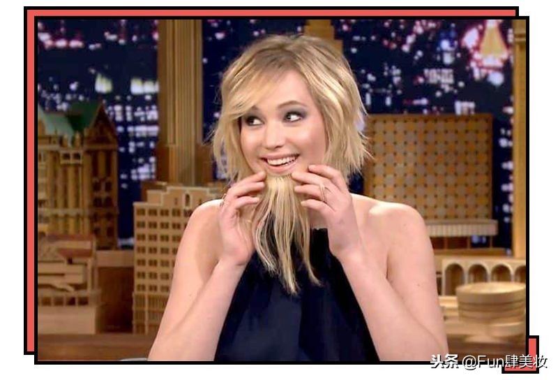 发型怎么做到又保湿又定型,发型要怎么打理露出额头