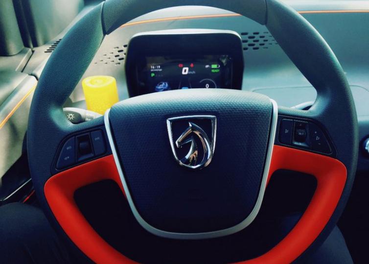 宝骏e100适合女孩子的车型,宝骏微型车e100