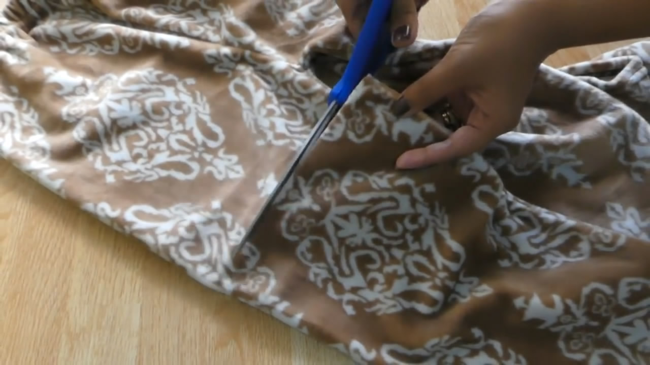 旧衣自制小挎包教程,怎么用塑料袋加塑料瓶做斜挎包