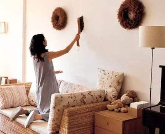 墙纸和漆哪个好,内墙涂料好还是墙纸好