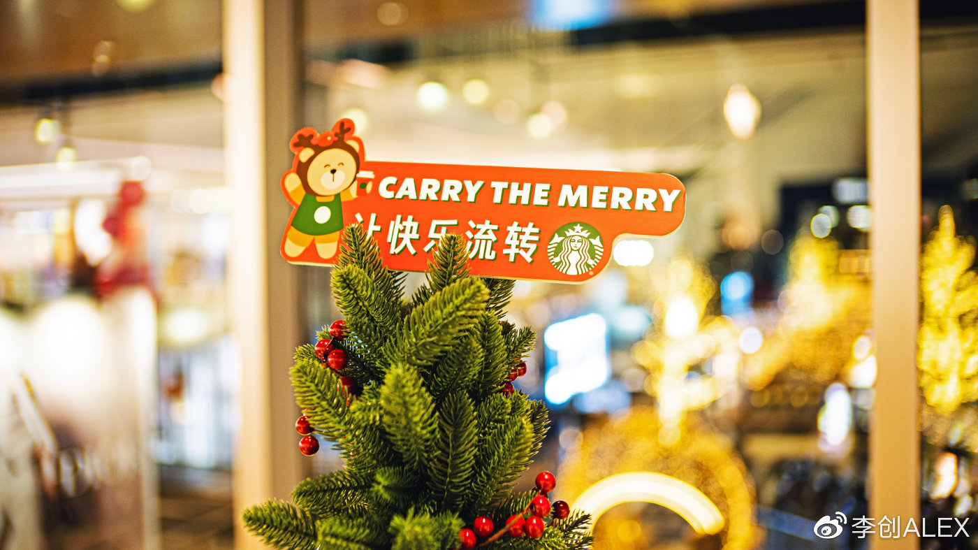 七工匠50mmf1.8镜头与55mmf1.05的区别,不到三千的旗舰机