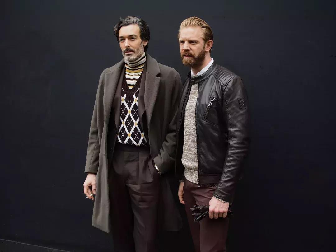 毛衣是冬季的基础单品,毛衣要更适合寒冬